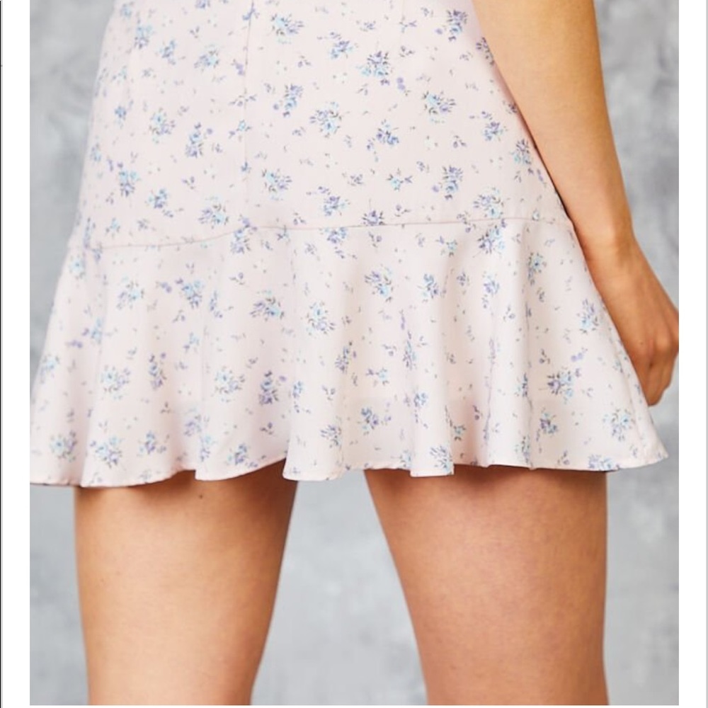 floral skirt - Picture 2 of 6